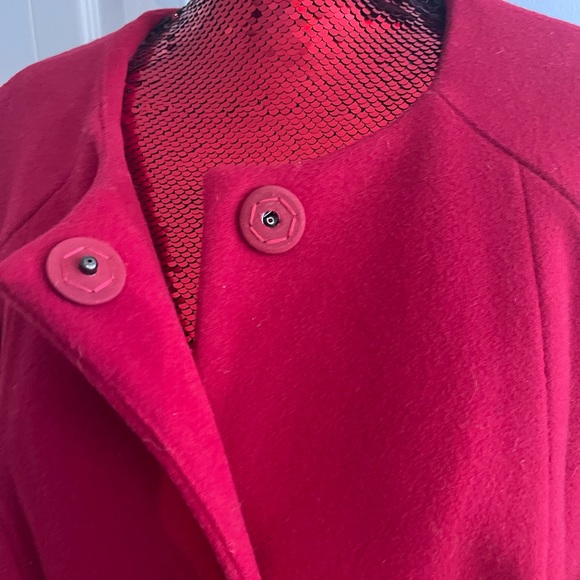 Red wool jacket - Picture 8 of 9